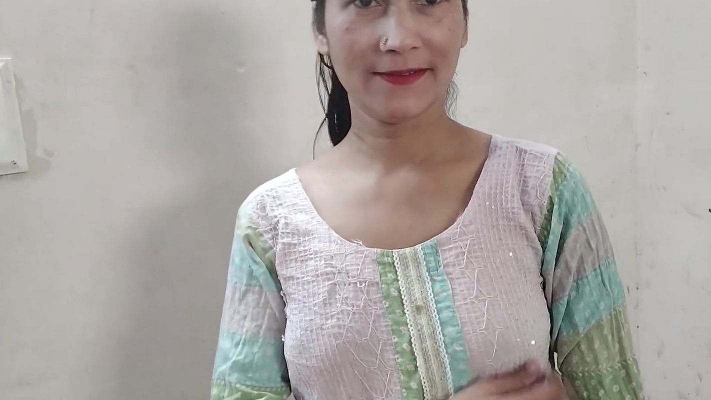 Desi gaao ki larki ko paise dekar jabar dasti pela