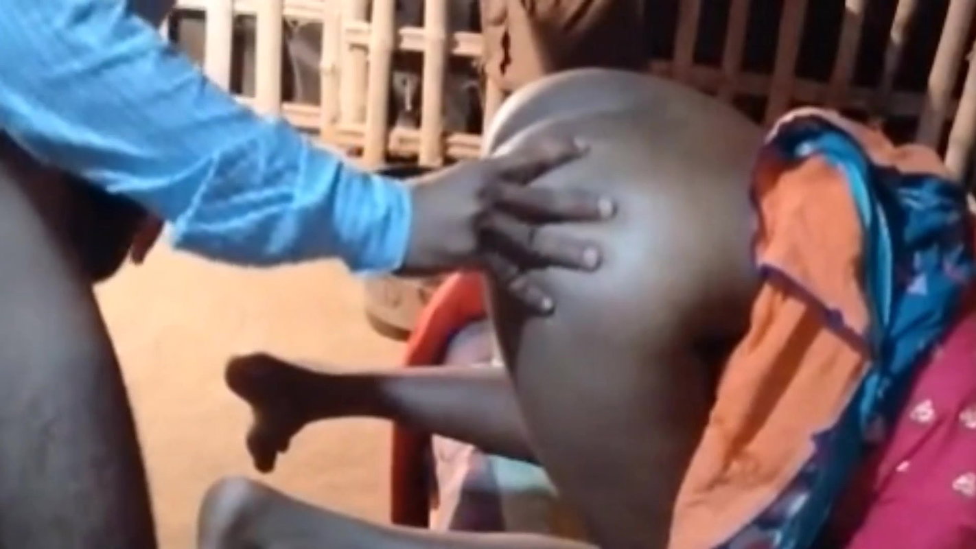 Hindu Wife Fucked By Muslim Neighbor (Creampie)