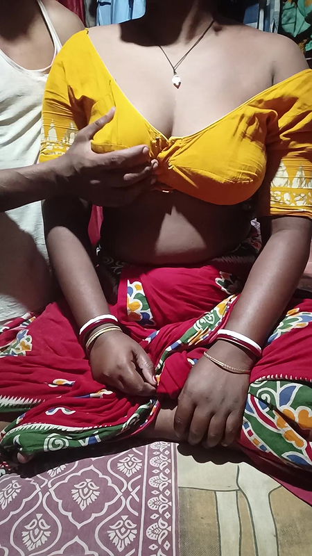 Indian Bhabhi ji’s romance