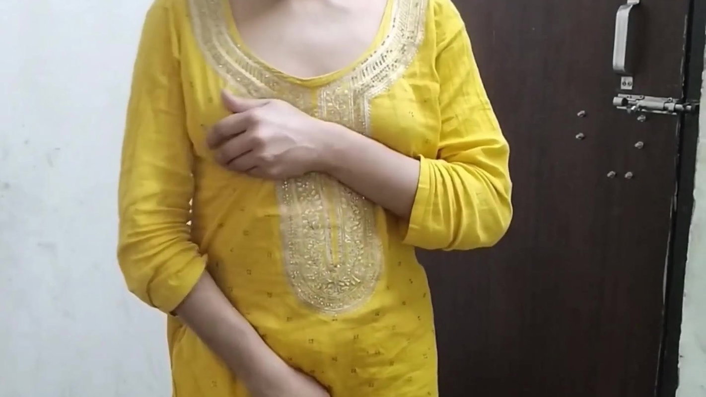 Indian college girl ko paise dekar jabar dasti pela