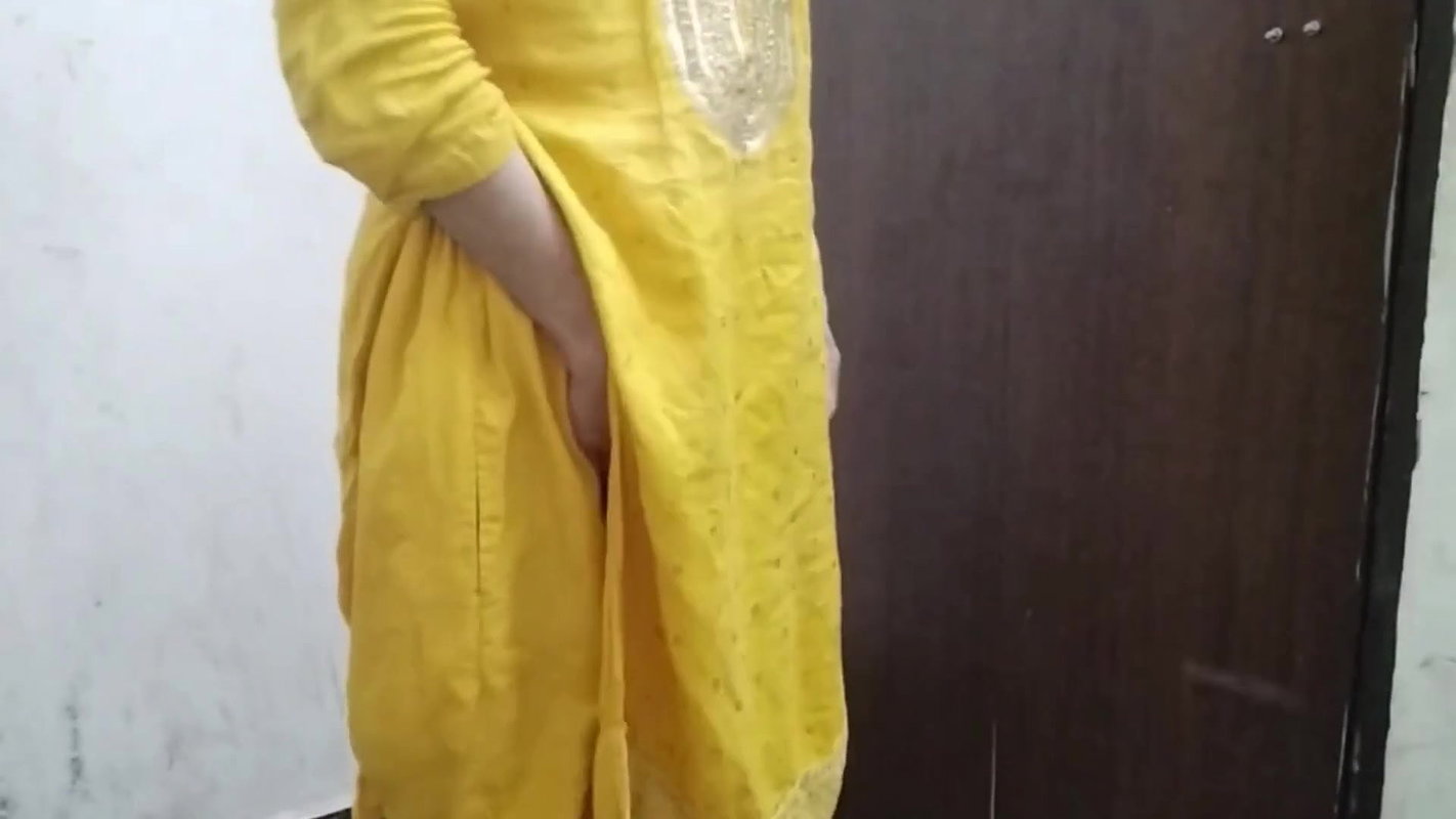 Indian college girl ko paise dekar jabar dasti pela