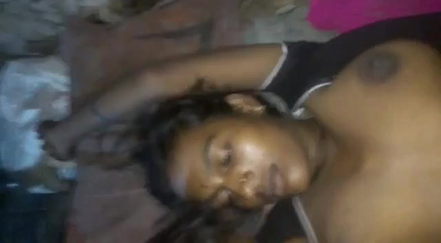 Bhabhi boobs sucking