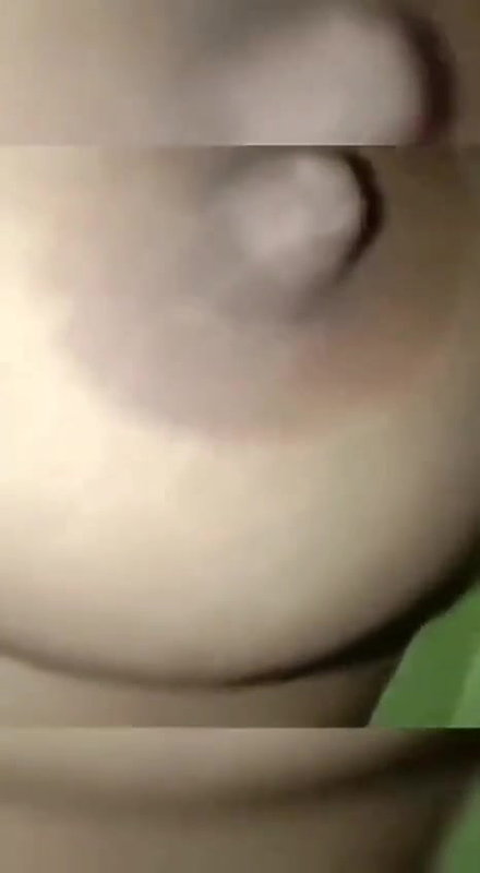 Cute Desi Girl Showing