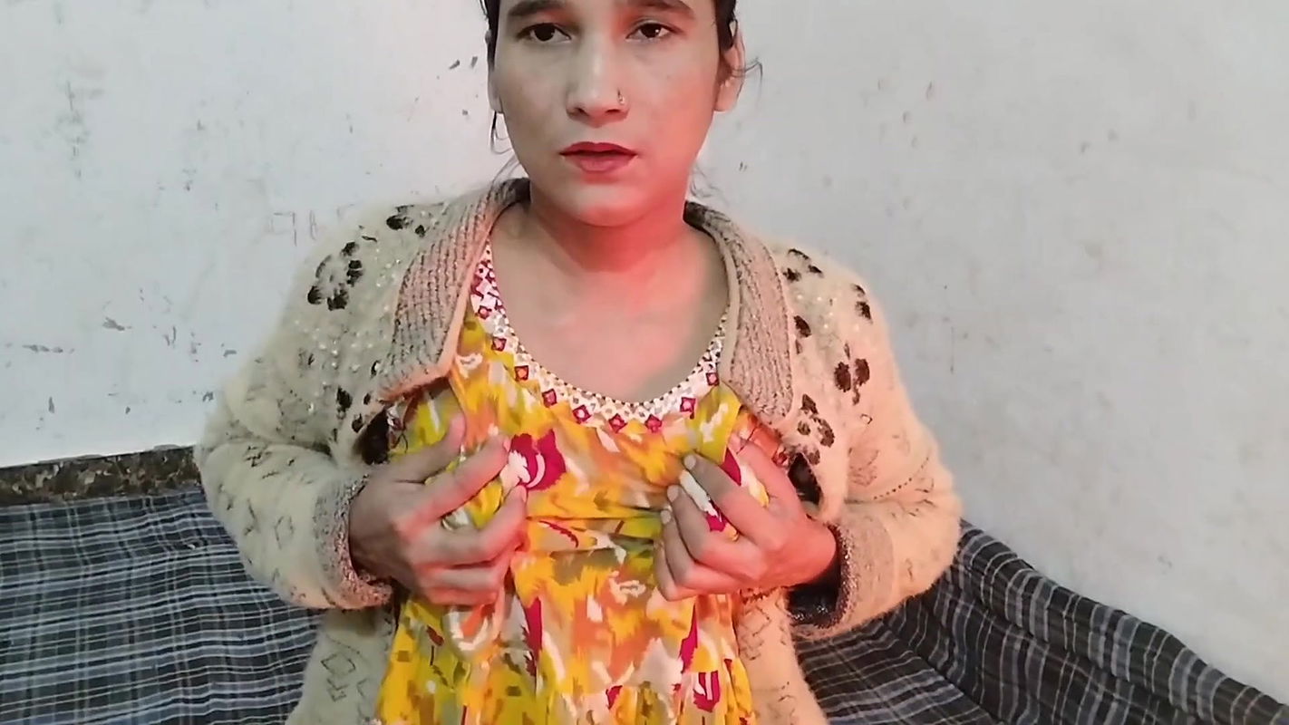 Village girl ko hotel me jabar dasti pela