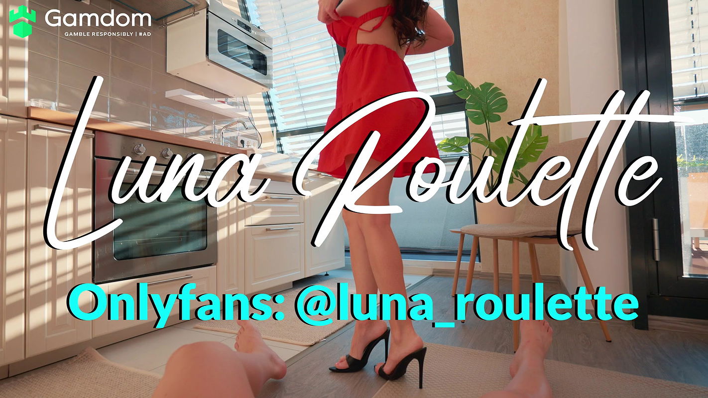 Big Tits Stepmom Seduces me in the kitchen – She couldn’t wait