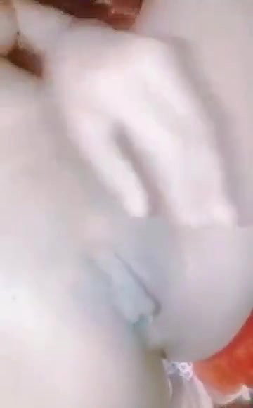 Cute paki Girl Shows her Boobs and Pussy
