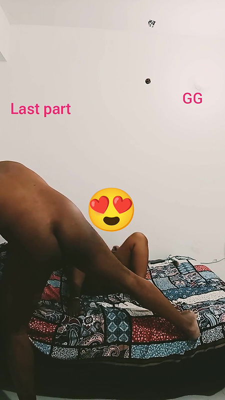 Big Ass Lets Debor Fucks Her Holes -girlgroup