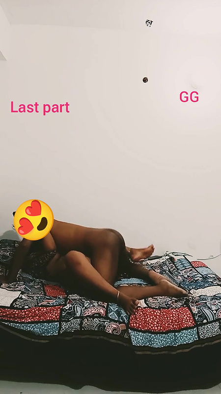 Big Ass Lets Debor Fucks Her Holes -girlgroup