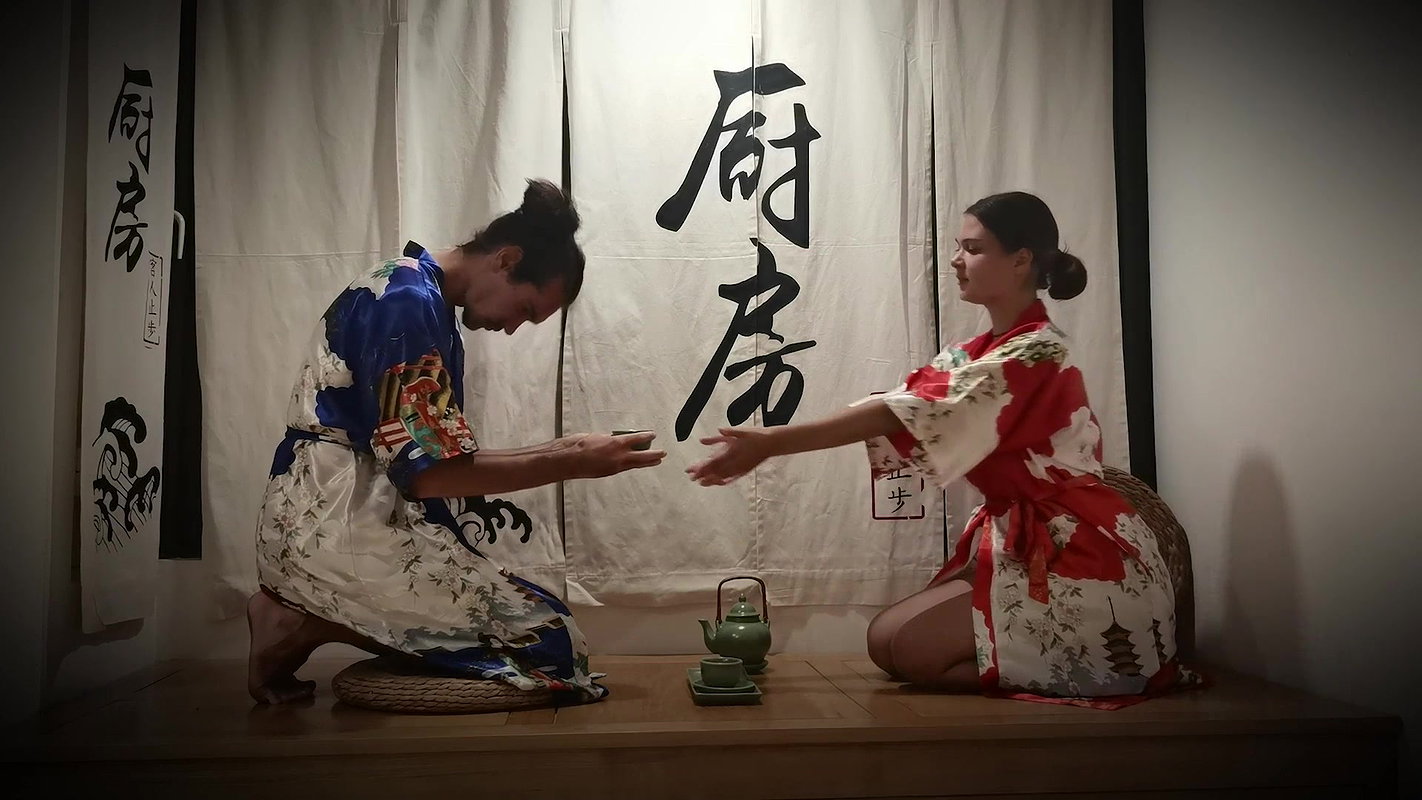 Taste my pee rather than tea