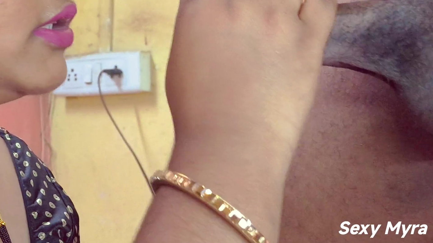 girlfried ko chodte huye pakad liya