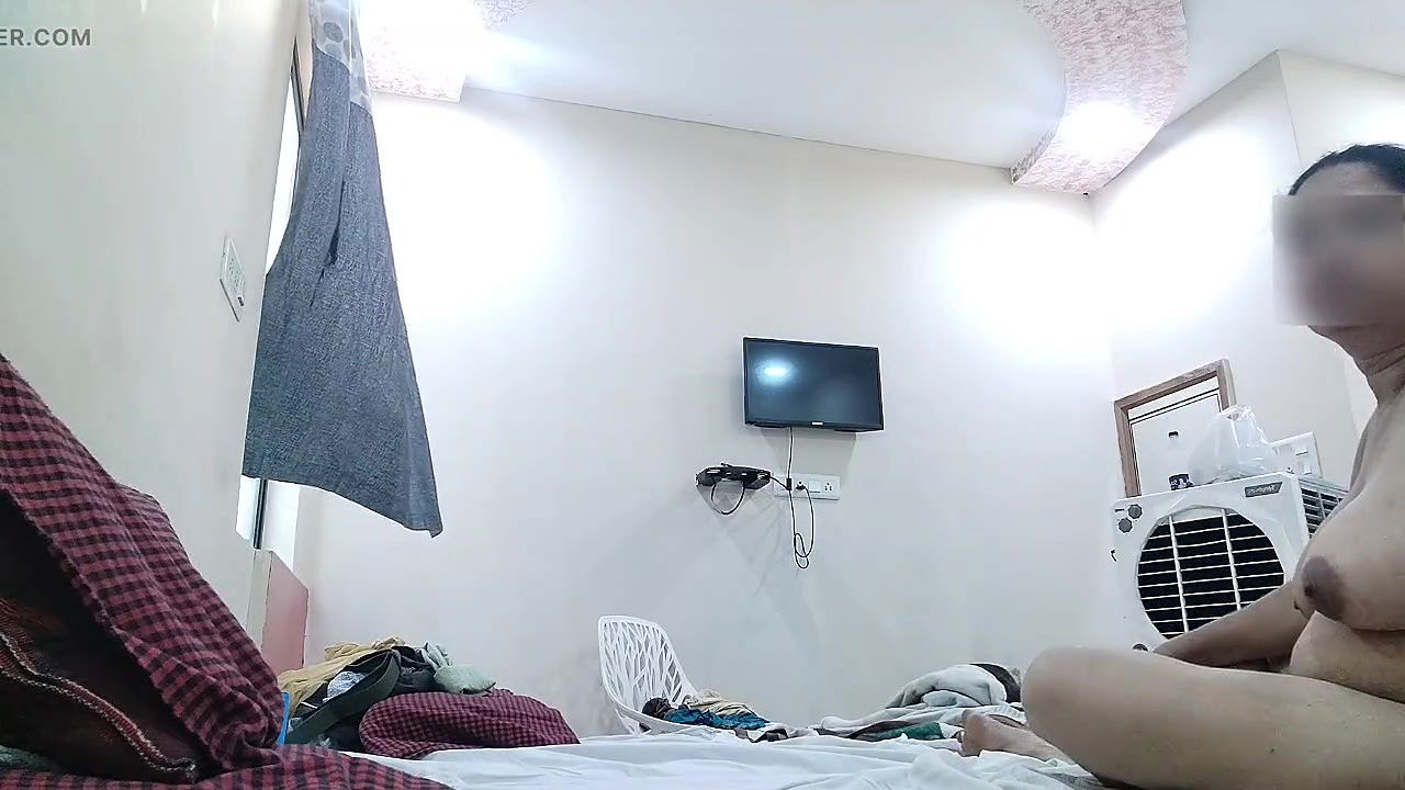 Indian Hot Aunty Roughly Fucking And Sucking