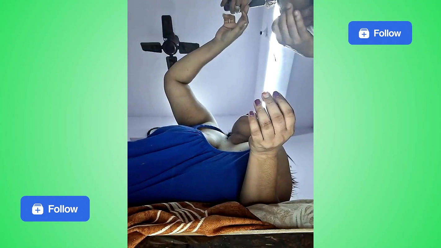 Desi Indian Bhabhi get Fucking with neighbour Boy p1