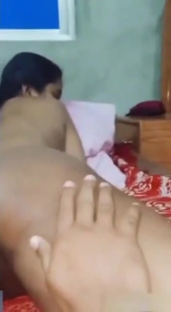 Sexy ass bhabhi