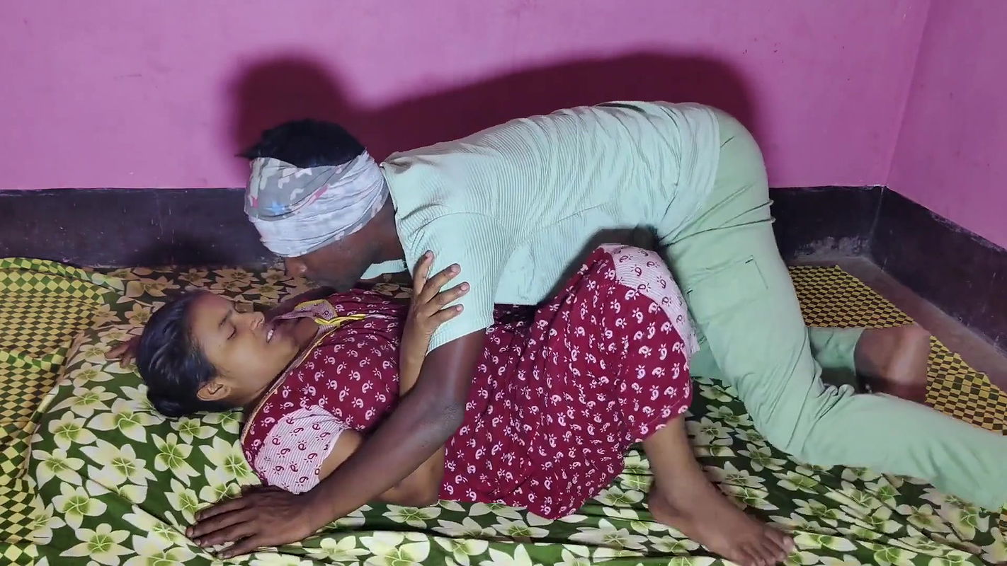 Village Hot Bhabhi Fucked Hard by Her Lover