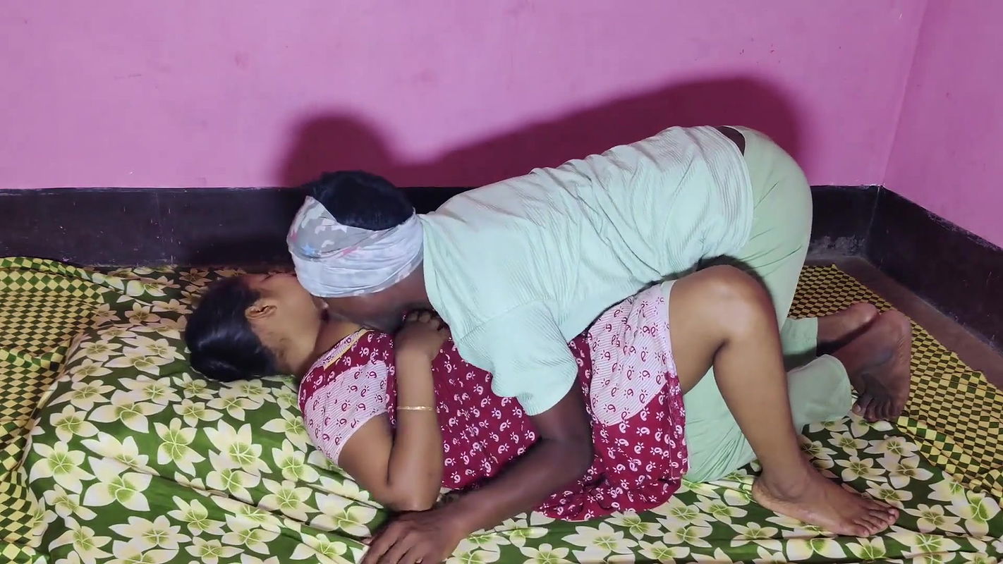 Village Hot Bhabhi Fucked Hard by Her Lover