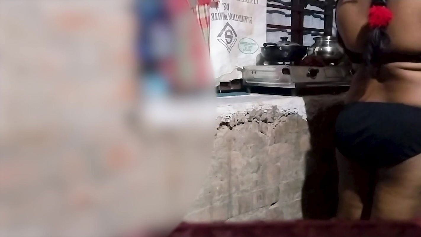 Indian Desi Wife Fucked Hard by Her Devar in Kitchen Bengali.