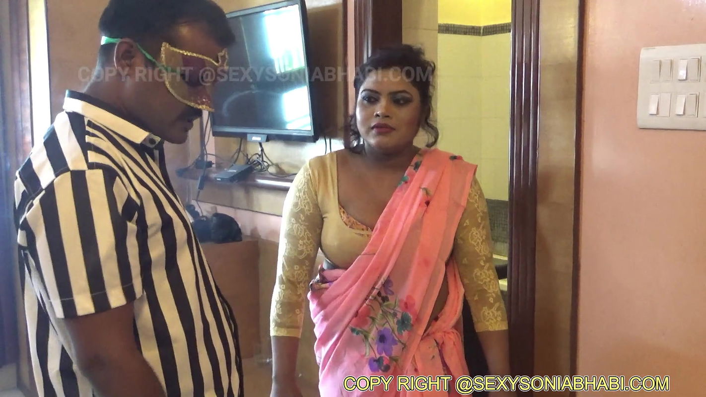 In the Absence of the Mistress, the Master Fucked the Maid