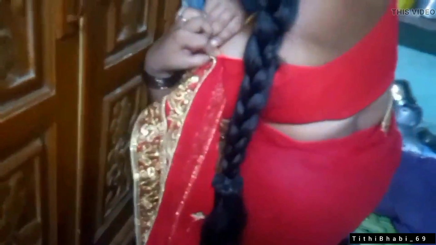 Desi Bhabi Changing Her Red Shari