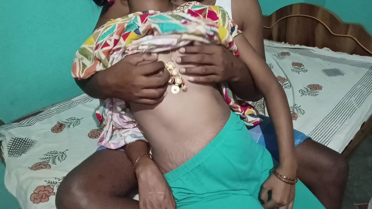 DESI MARRIED COUPLES HARD FUCKING WITH OUT DRESS