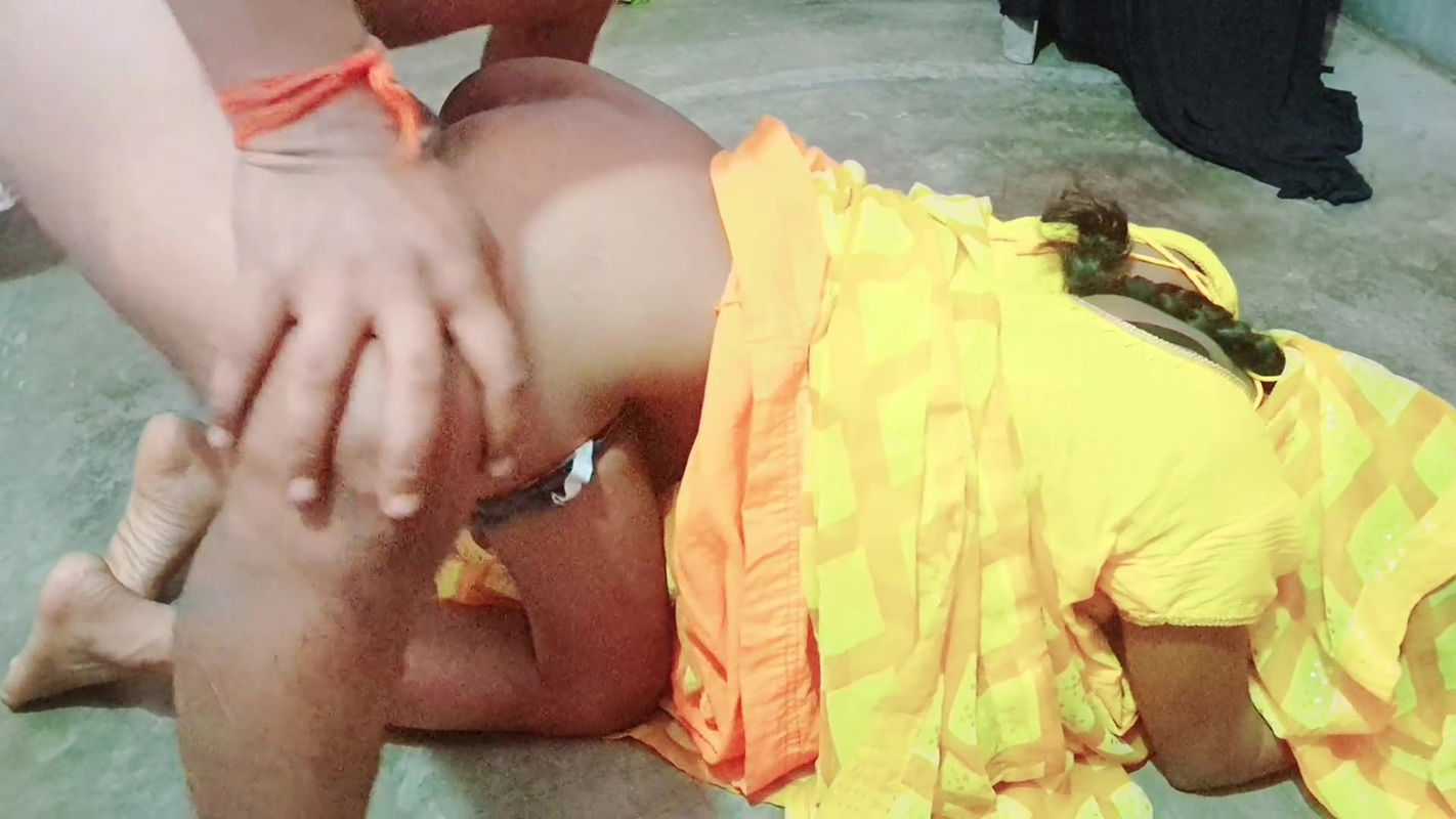 Big Boobs Desi Stepmom Fucked Hard by Her Stepson in the hot night