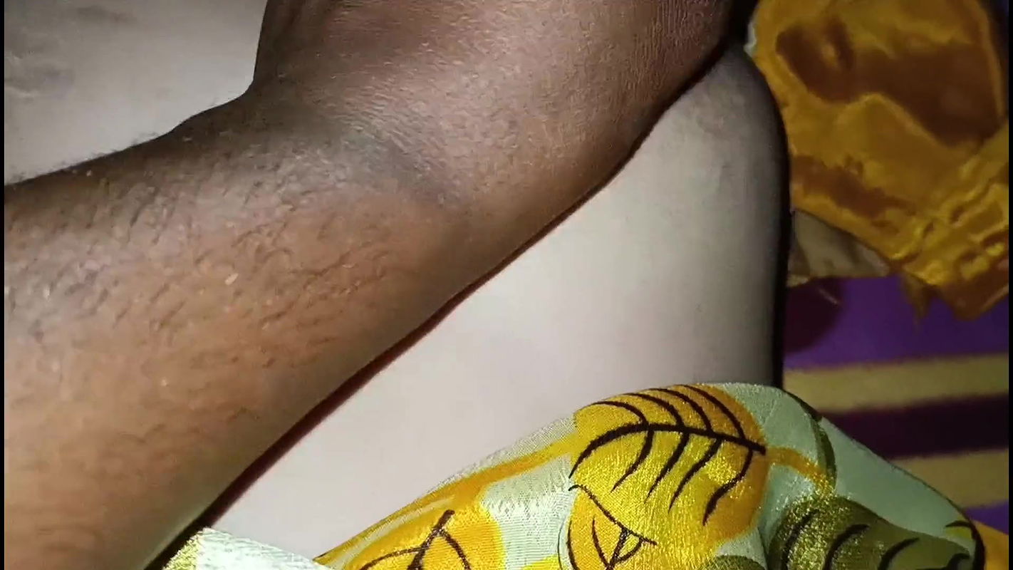 Telugu wife and husband sex with saree at night time