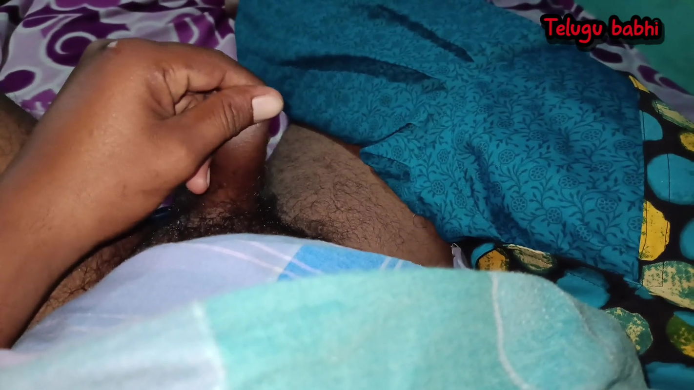 DESI TELUGU GIRL NUDE SHOW HER HUBBY PUSSY RUBBING AND FINGERING