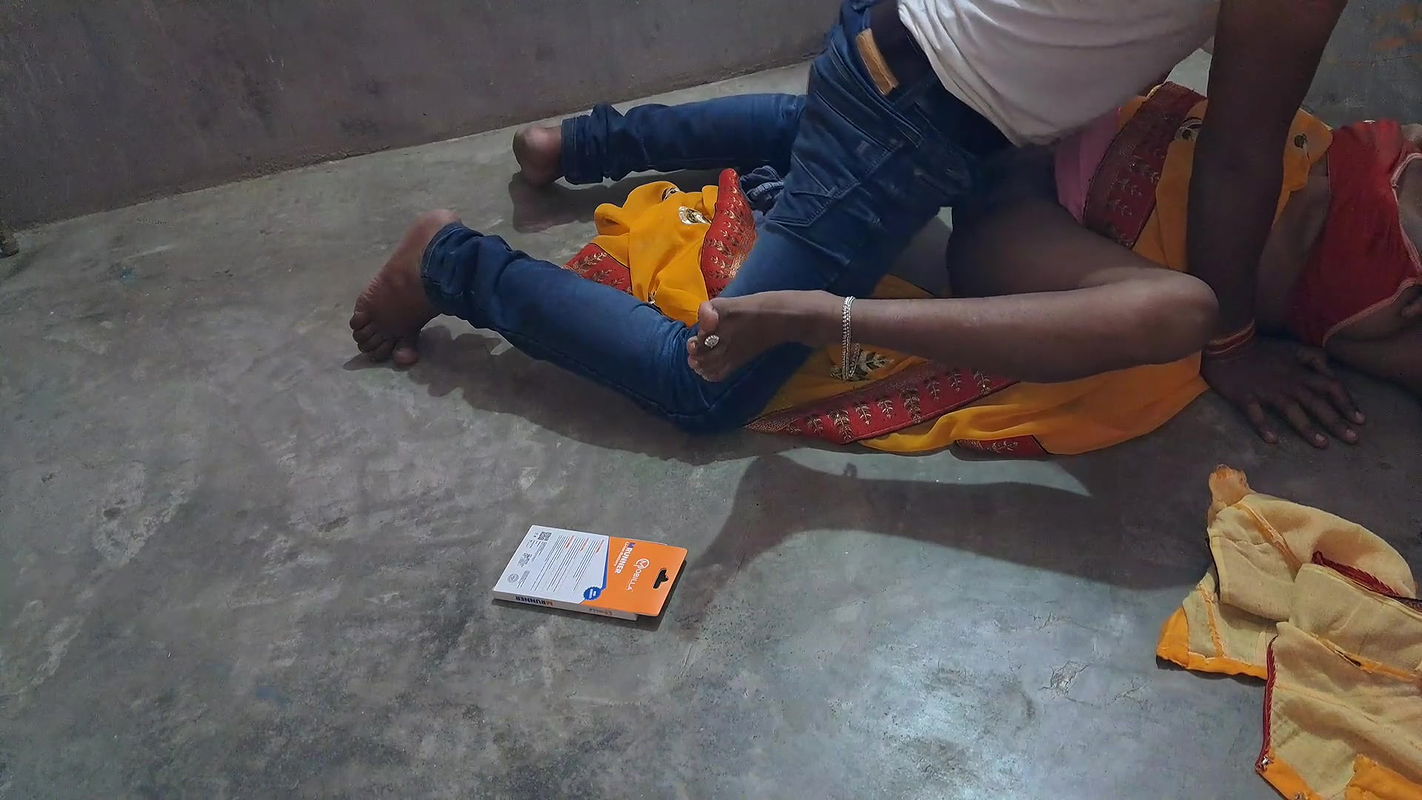 Haladi ki raat ko pholkumari ko sasural me home wala devar ji ne apni hone wala bhabhi ka maza liya