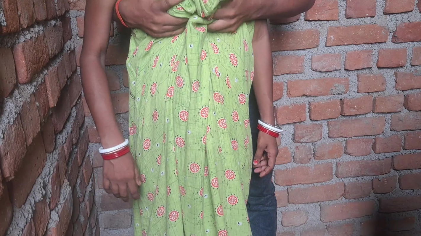 Bhabhi Ne Devar ko Bulakar Galat kaam kiya job pati office Gaya huwa tha