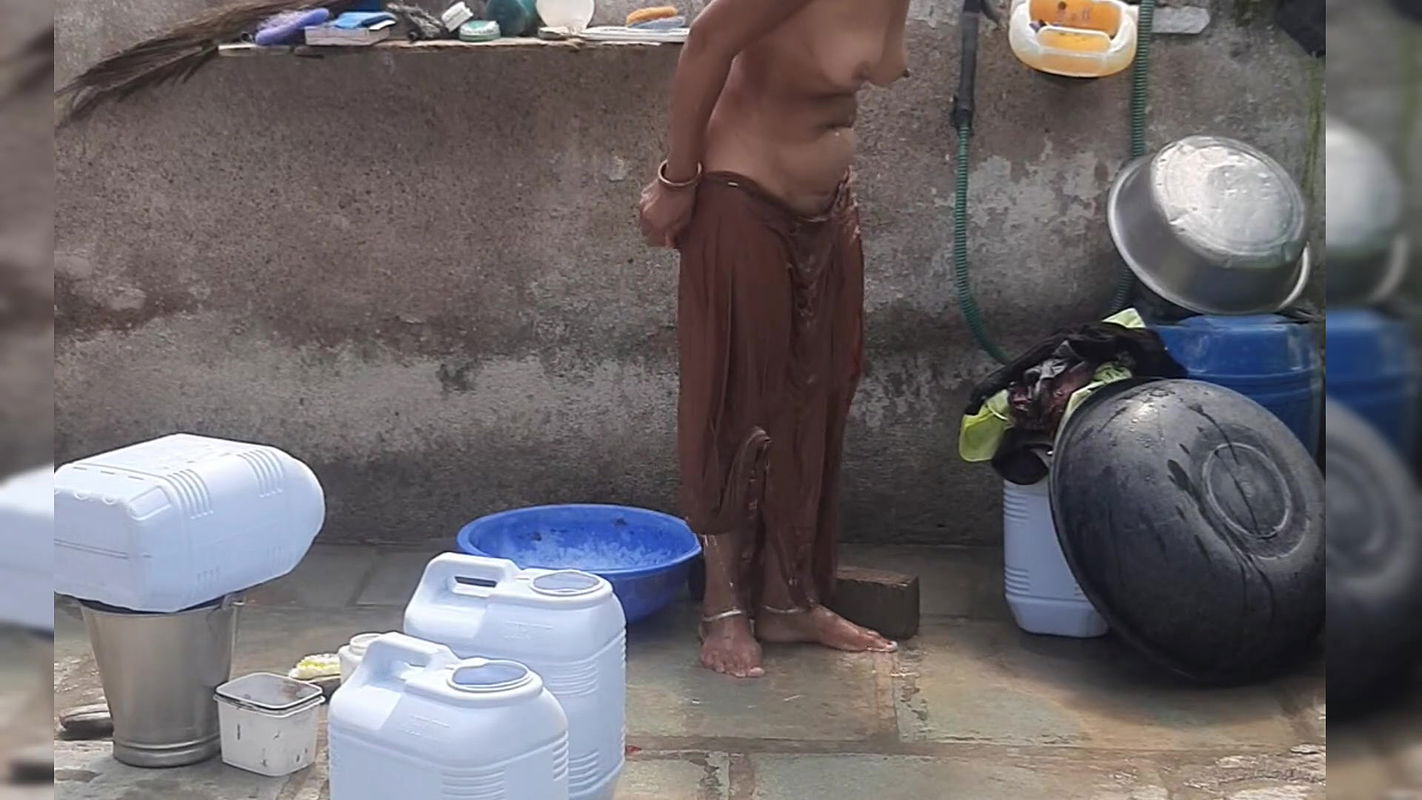 Stepsister is not in the bathroom Stepsister takes bath in the bathroom