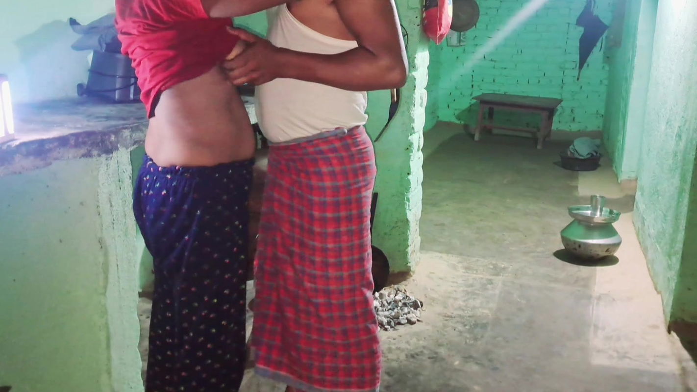 Desi Indian Big Boobs Stepmom Teachers her Stepson How to Fuck when Not at home