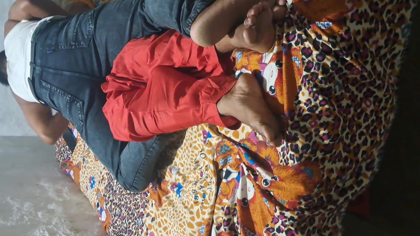 UNCUT VIRAL MMS OF INDIAN COLLEGE GIRL IN HINDI VOICE