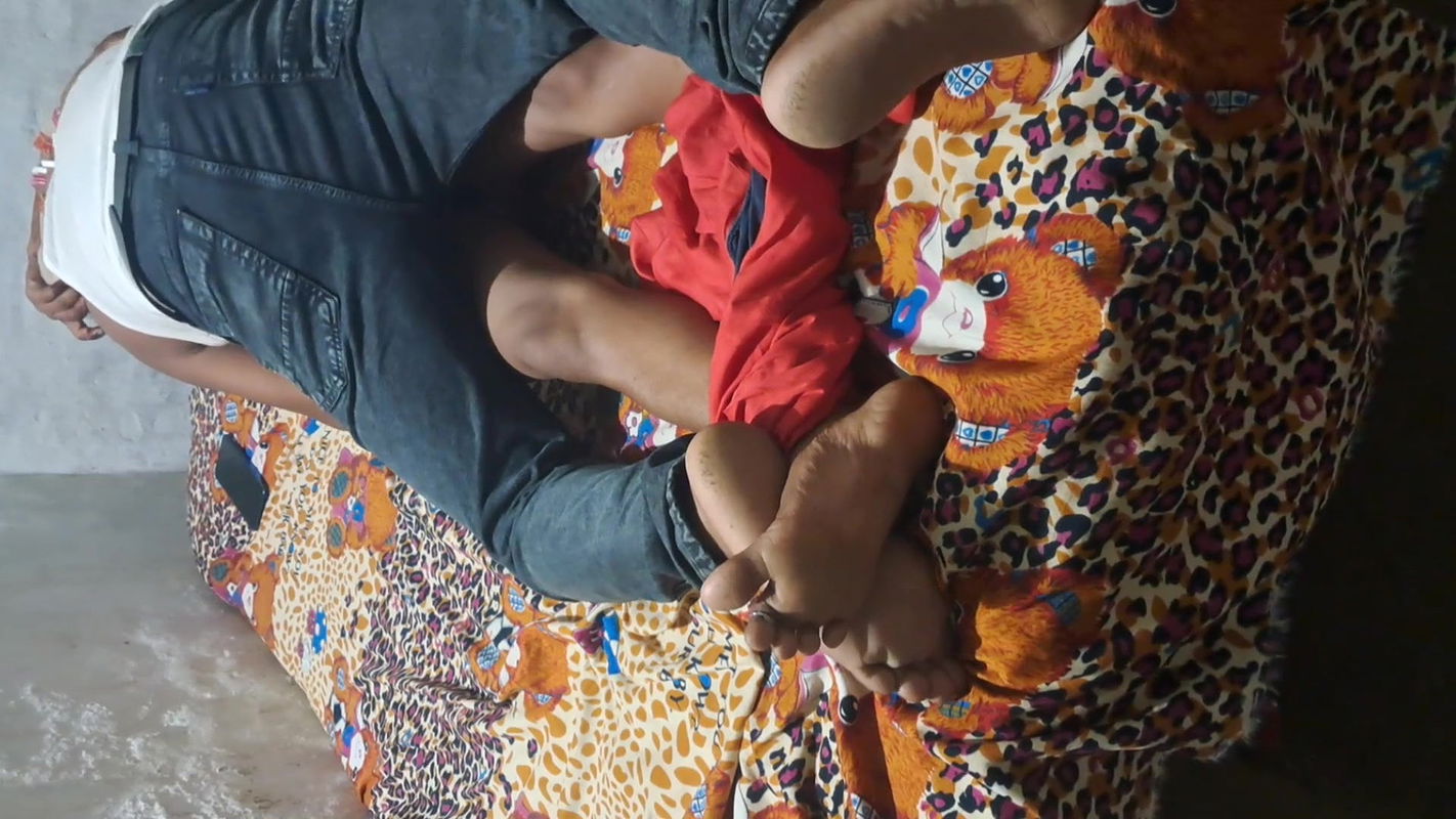 UNCUT VIRAL MMS OF INDIAN COLLEGE GIRL IN HINDI VOICE