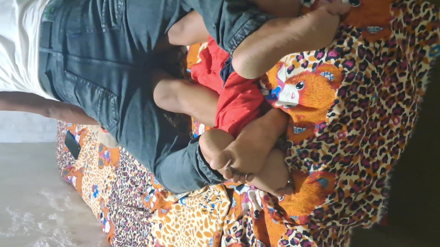 UNCUT VIRAL MMS OF INDIAN COLLEGE GIRL IN HINDI VOICE