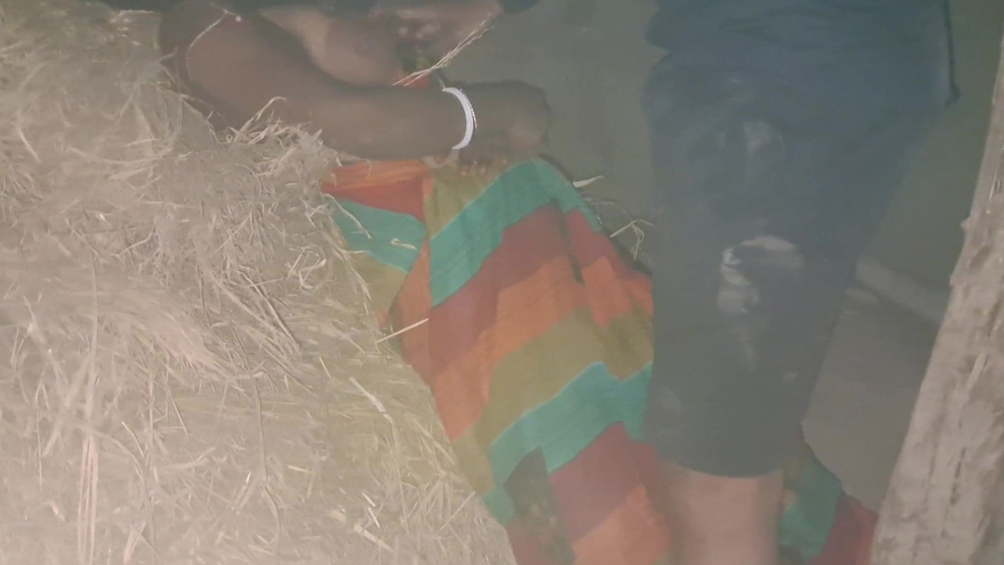 Swathi Aunty Romance With Yog Boy — Romantic Telugu