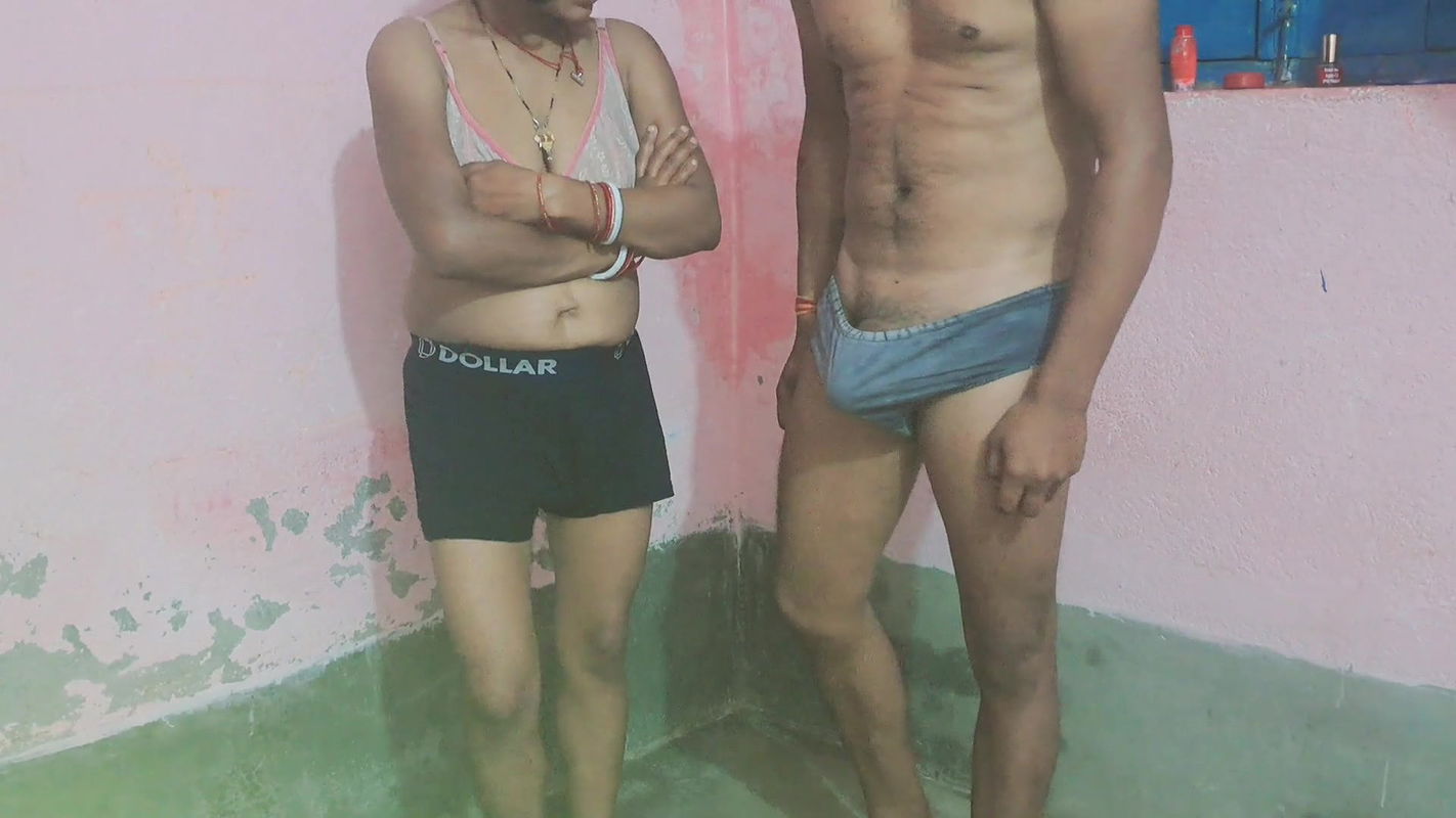 Sister-in-law Pusssy Fucking Indoors At Under ground Change