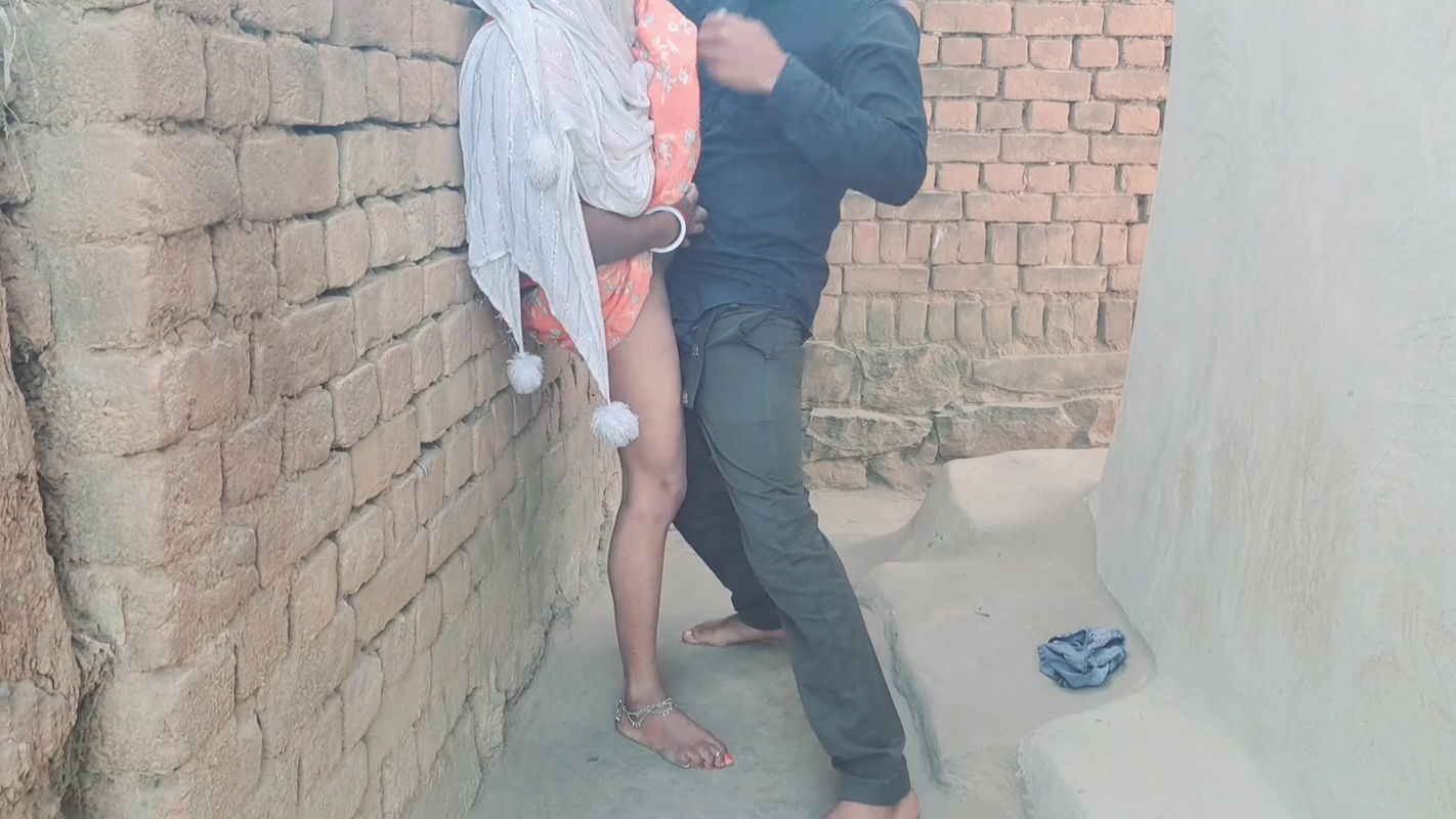 Girlfriend Ne Baahar bulaya fir kisi kiya fir Tage uthaya