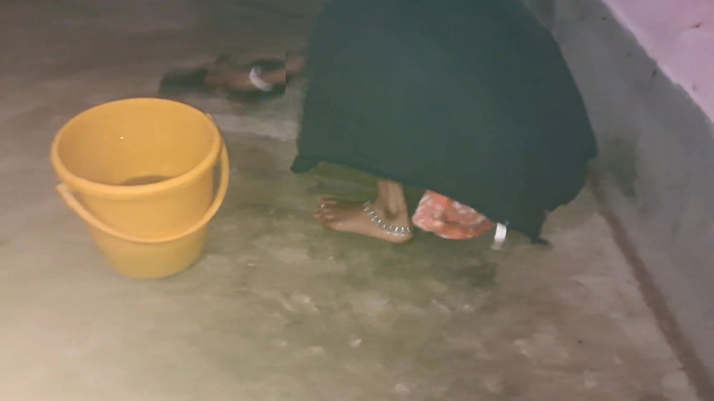 Komal’s maid crossed her limits and then jumped from the owner