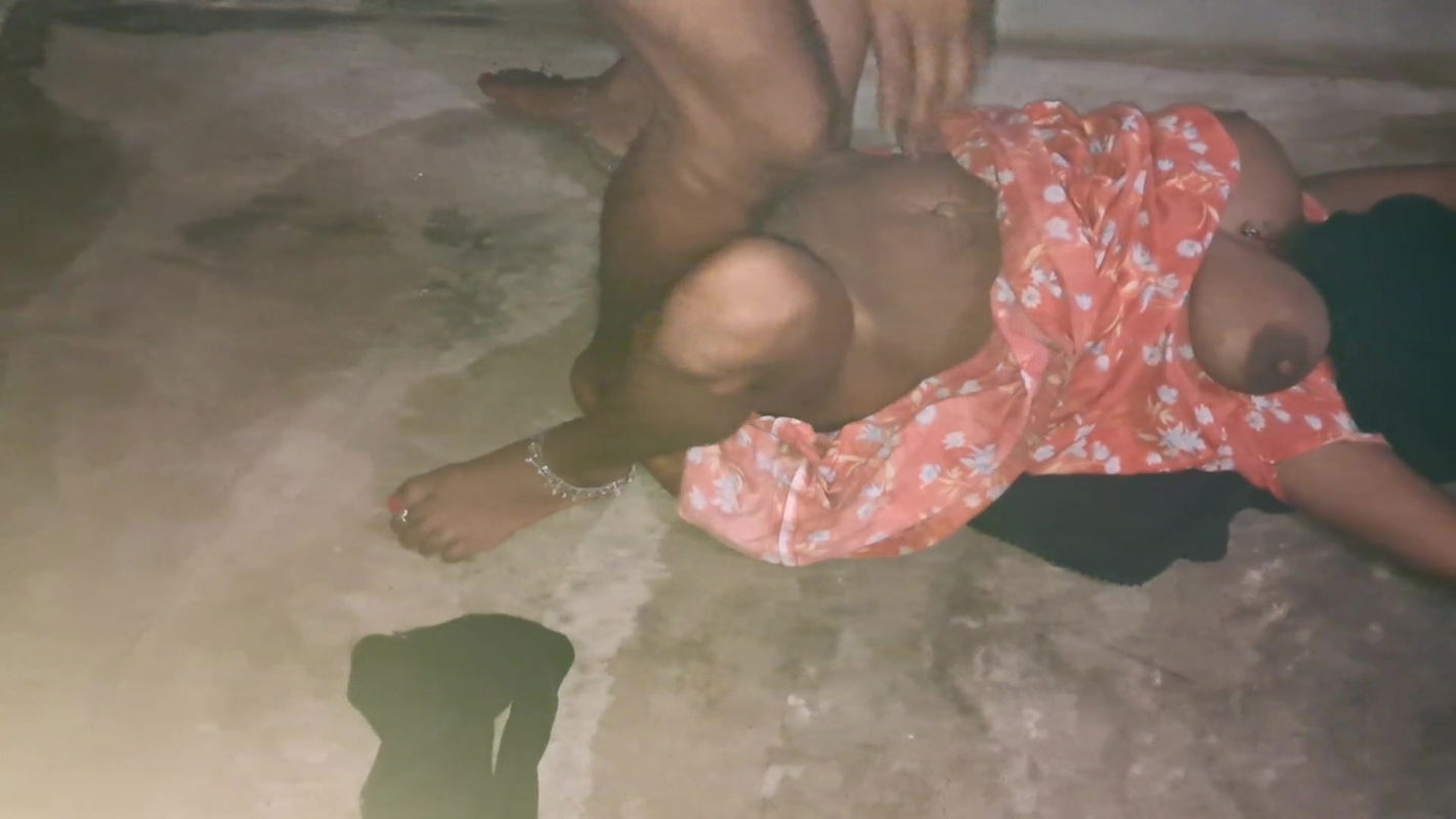 Komal’s maid crossed her limits and then jumped from the owner