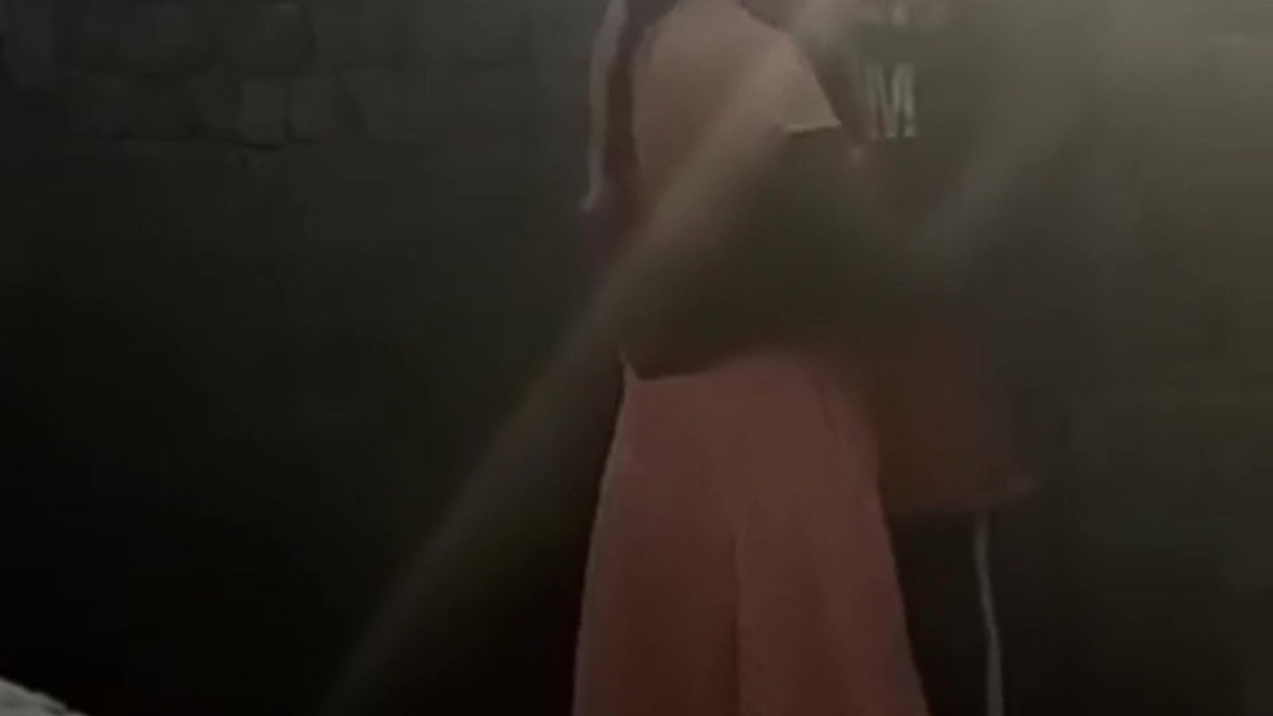 Village Girlfriend Kissing outdoor Water Recharge in used home