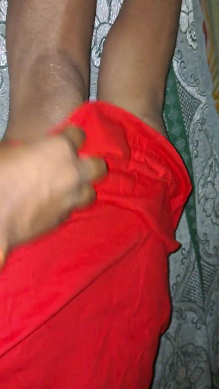 Tej ki raat me bhabhi ke sone ki Saath bhabhi ki pusy ko puri