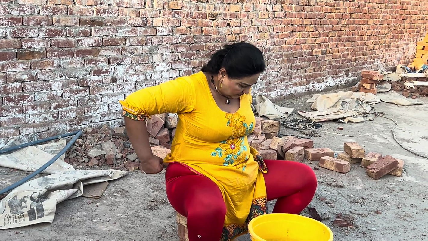 Pakistani Desi Aunty Daily Routine Work Village Woman Work Pakistan Village Life New Hot Vlog