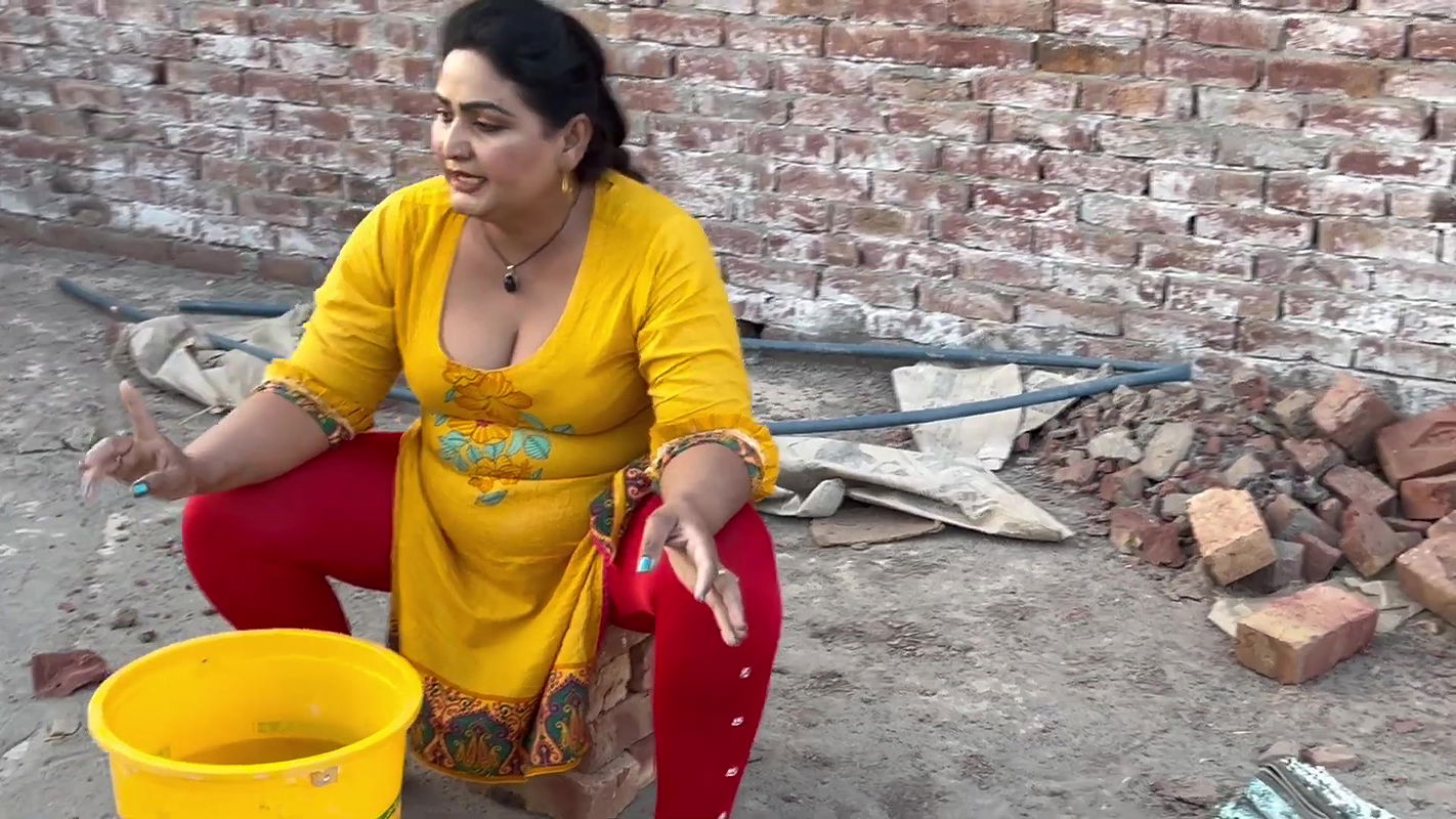 Pakistani Beautiful Village Life Desi Aunty Hot Vlog Pakistan Village Life _Desi Aunty Hot Vlog