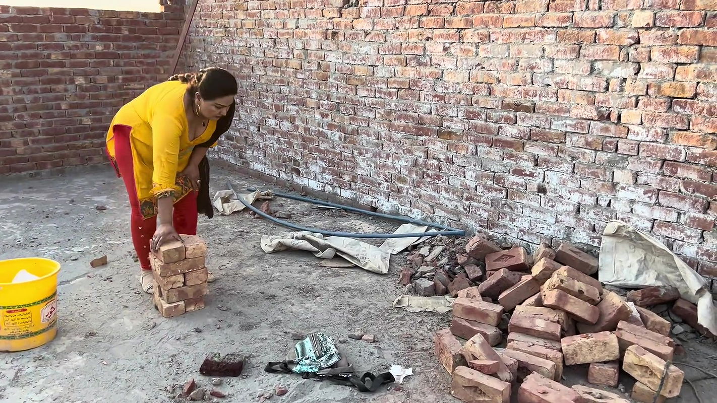 Beautiful Pakistani Housewife Hot Vlog Desi Life Style Village Woman Daily routine Cleaning