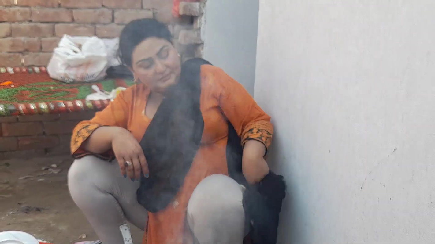 Pakistani Housewife Daily Routine Village Morning Routine Desi Aunty Hot Vlog Village Food