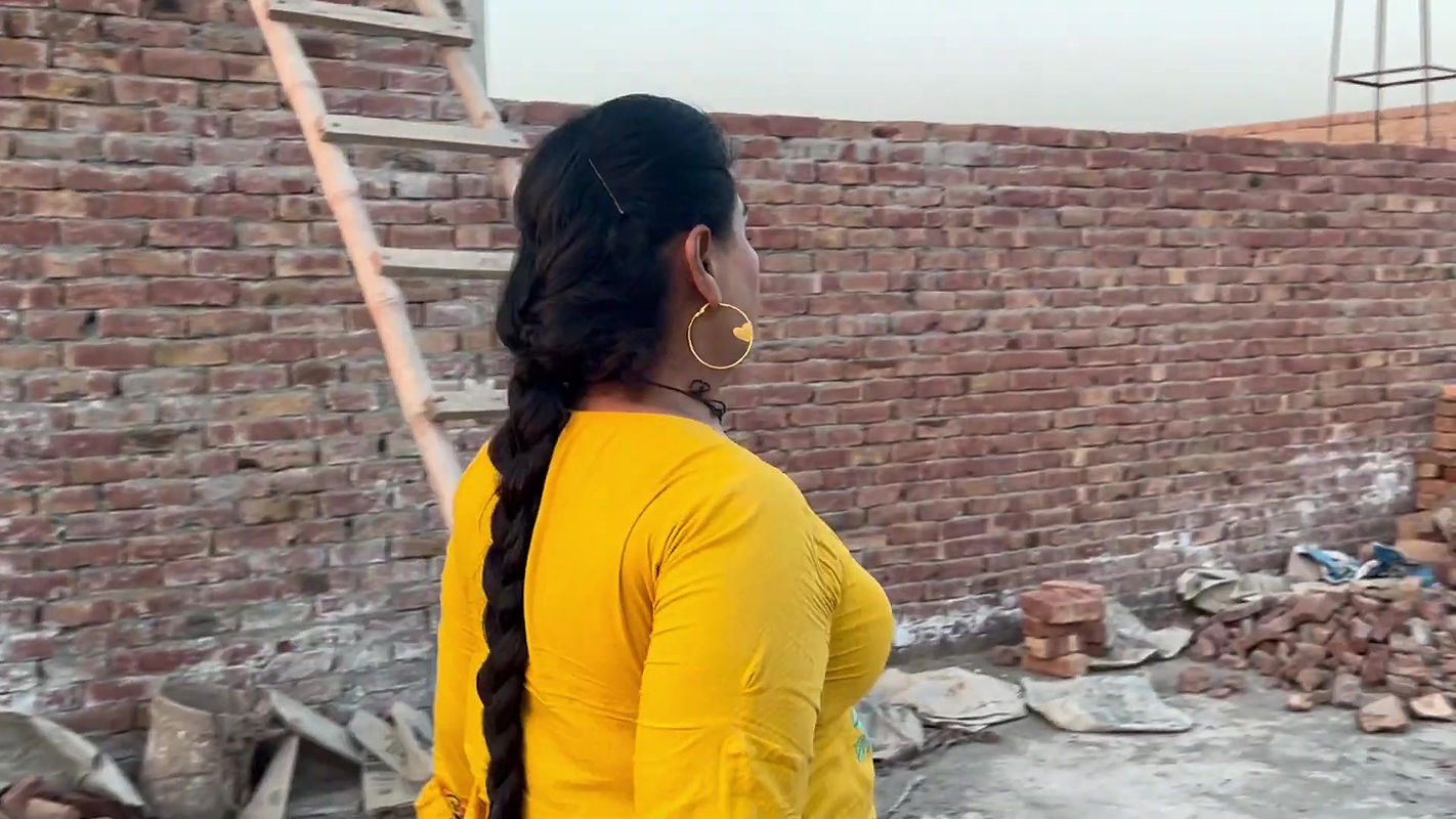 Pakistani Desi Housewife Cleaning Vlog Village Woman Work Desi Aunty Hot Vlog Pak Family Vlog