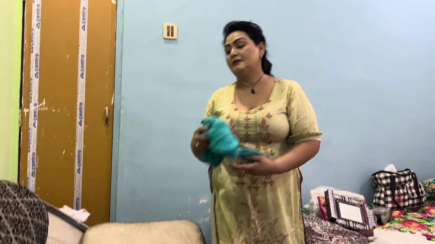 Pakistani Desi Aunty Hot Vlog Village Woman Work Pak Family Vlog Desi Aunty Hot Vlog