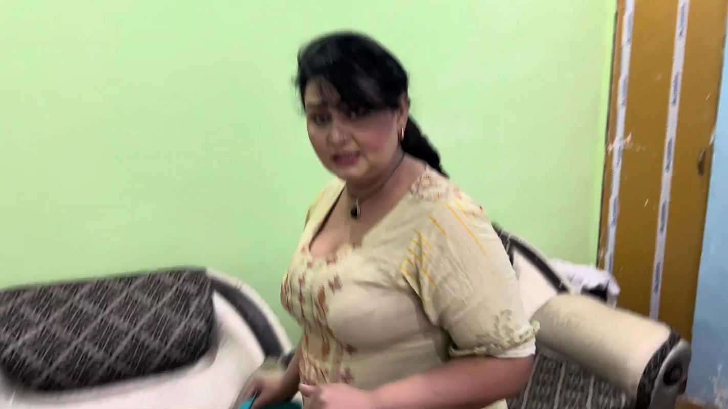 Pakistani Desi Aunty Hot Vlog Village Woman Work Pak Family Vlog Desi Aunty Hot Vlog