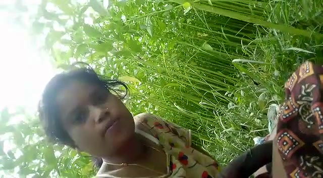 Desi village wife suck her devar dick outdoor