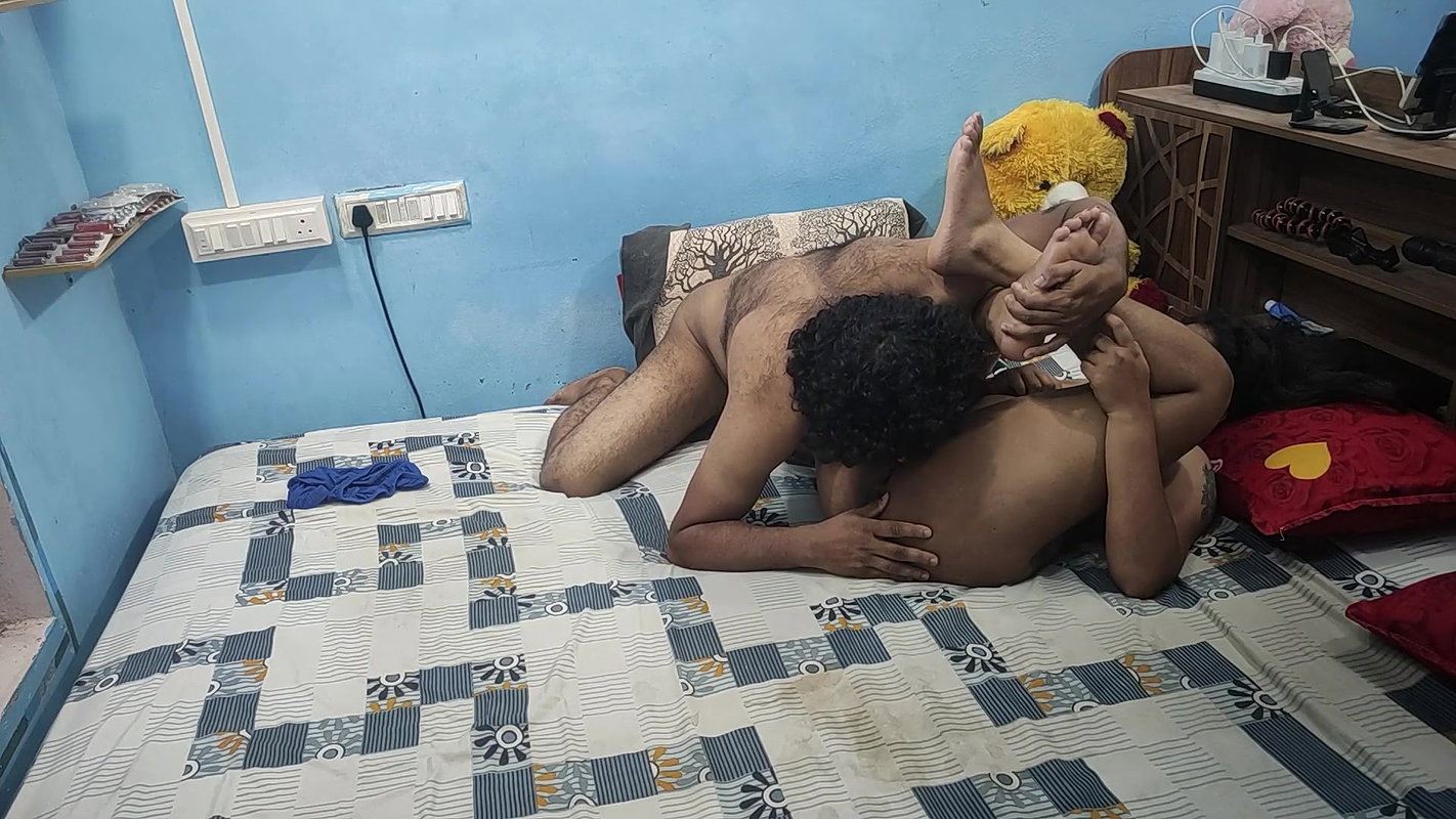 Vaishnavy and Sharun Raj live uncut sex in bedroom