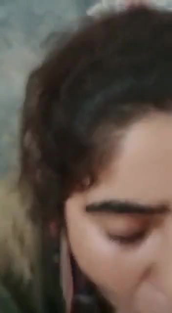 Sexy Pakistani Wife Shows her Boobs and Give Blowjob
